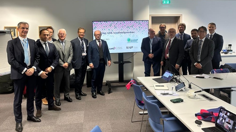 Oggi incontro di approfondimento con i vertici #FEI a Lussemburgo e alcuni #fondi #pensione #soci.
All’incontro hanno partecipato i vertici di Arco, Concreto, Prevedi, Byblos e Fon.Te. #economiareale