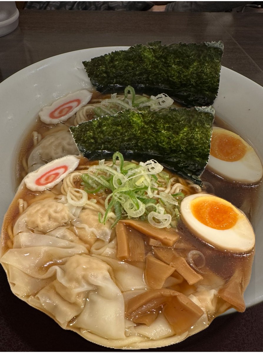 wako2019's tweet photo. iPhone📱の面白い機能を発見💡本日の夕食で遊んでみたのですが、どうして大きさが変化したのか⁉️は不明💦偶然の事なので同じ事が出来ない…。ちょっと面白かった出来事。 https://t.co/tvqLbJEU7y