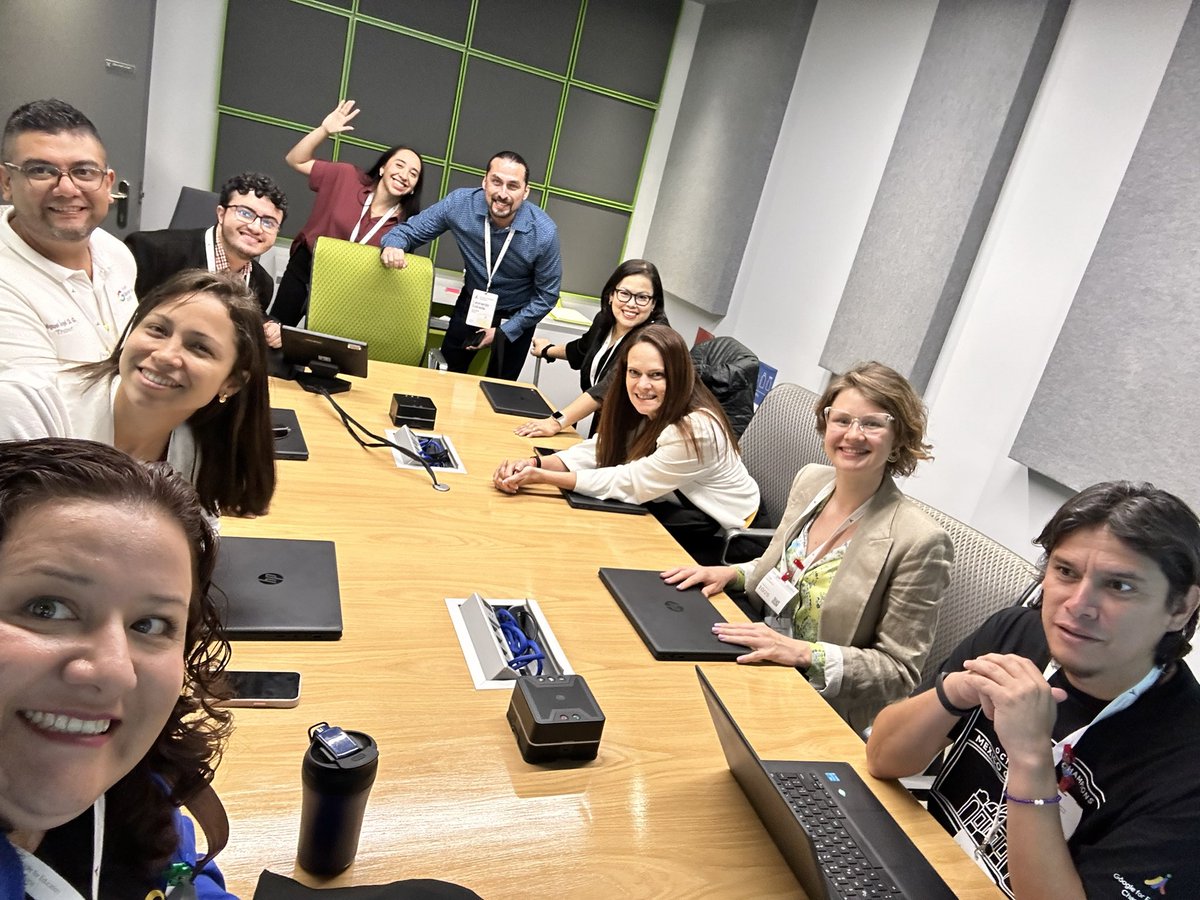 ɛɗitɦ ɱɑʀtíɳɛz tweet media