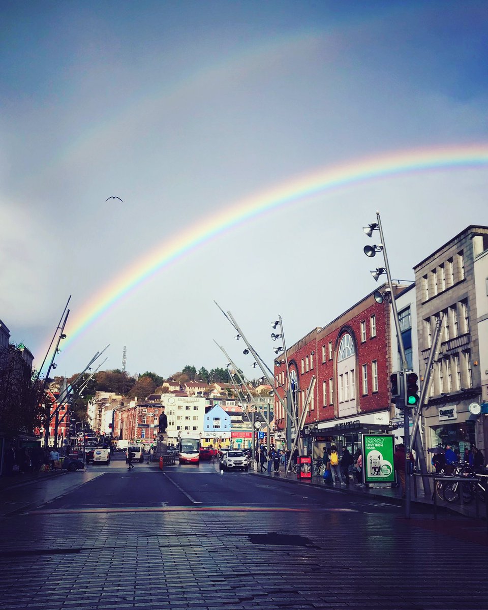 SineadBarry77's tweet photo. Rainbow ๐ #rainbow #rainbows #doublerainbow #patrickstreet #fromthecar #intraffic #corkcity #cork #ireland #iphoneonly #filter #snapseed @corkbeo @pure_cork @yaycork @CravingCork @LovingCork @CorkDaily https://t.co/EAOEJrqWkW