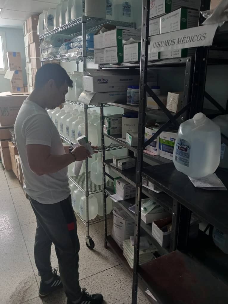 cubacooperaven's tweet photo. Se realiza autocontrol interno en el Centro de Salud Integral Montalban del estado #DistritoCapital, #CubaPorLaVida https://t.co/G0lsD47hJG