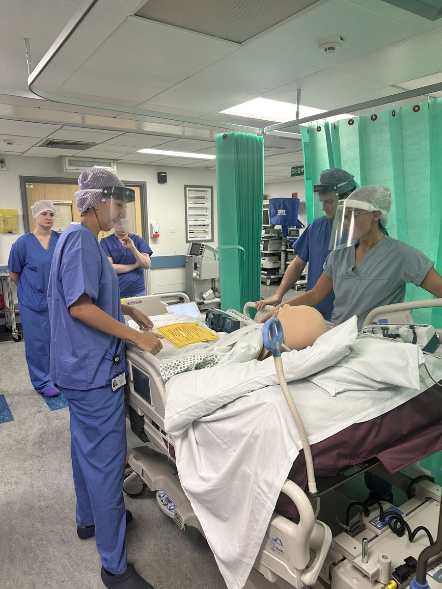 Sarah Marsh tweet media