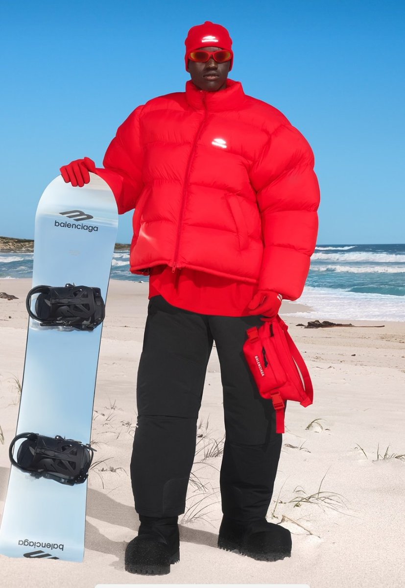 cppluxury's tweet image. Balenciaga launches Ski Wear for Winter 2023 - 24

#Balenciaga #SkiWear #luxury #luxuryfashion #fashion #luxuryaccessories #Kering @KeringGroup