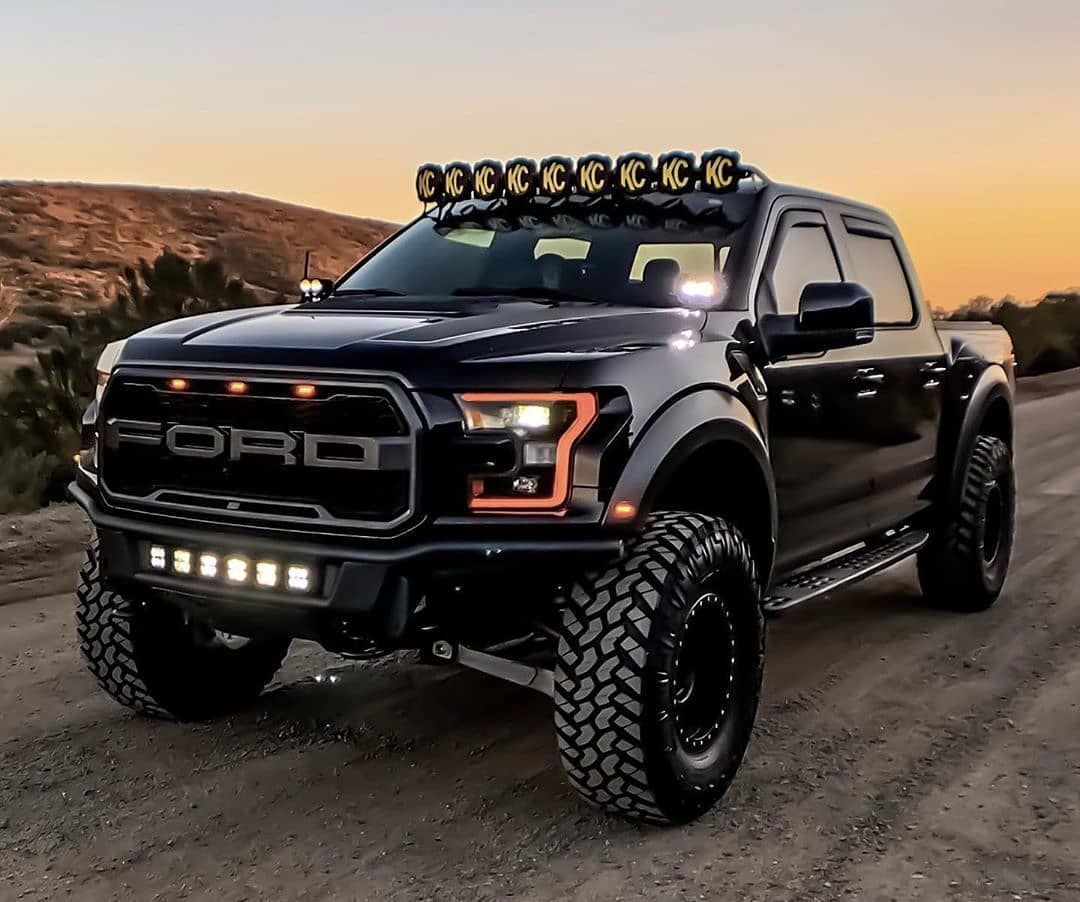 Auto_Porn's tweet photo. Ford Raptor https://t.co/si7wq18qUx