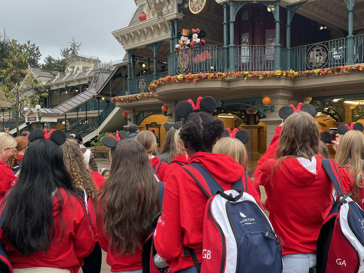 tauntonsports's tweet photo. Thanks @SportNextGen and @netball_elite for an awesome Disney Netball experience… the girls loved it. #DisneyNetballOct23 https://t.co/xSh87P5rZQ