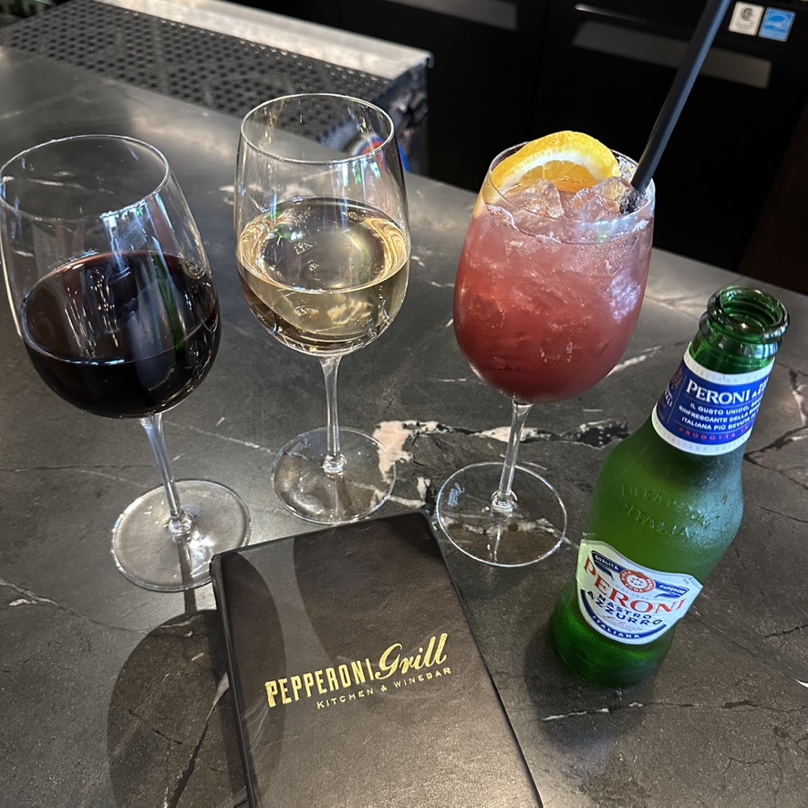 Sip and Savor during Social Hour today from 3-6 PM! 😍

Enjoy specialty prices on some of your favorite beverages and select appetizers.

Cheers! 🍷

✨ Memorial Road ✨ Covell Road ✨ Penn Square Mall

#pepperonigrill #beyonditalian #italianfood #socialhour #thirstythursday