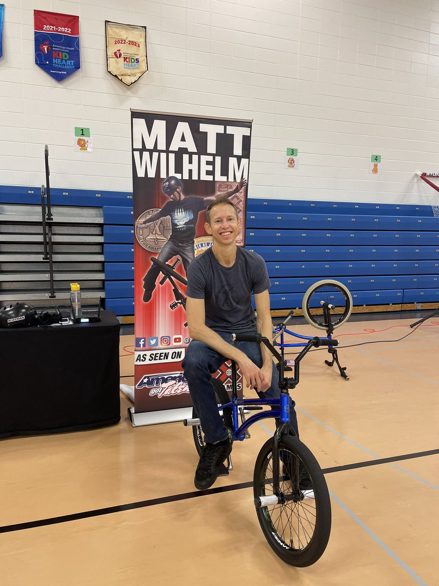 Students had an incredible time watching all the tricks @mattwilhelmbmx had to show us! Amazing message to share with students!! Thank you for coming out! #min201 #201inspires #elemAPnetwork