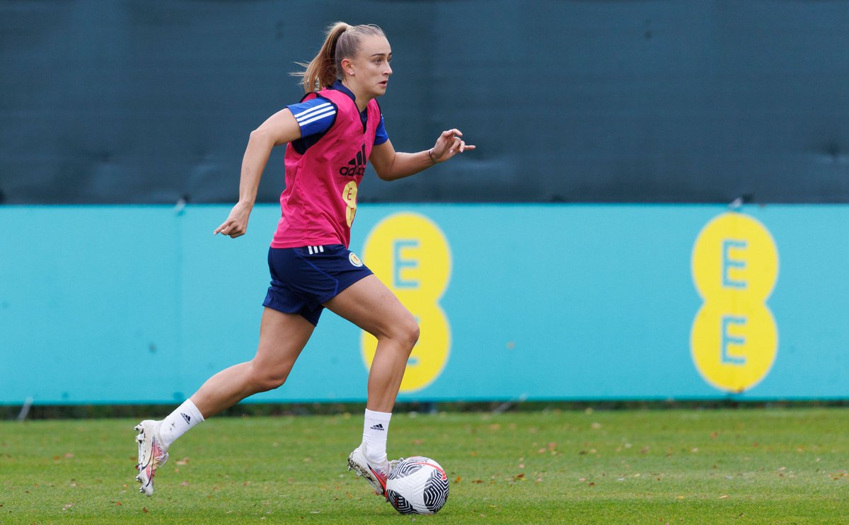 📷 🏴󠁧󠁢󠁳󠁣󠁴󠁿 |  Final prep for our two ahead of the Netherlands tomorrow.

<a href="/LeeAlexander91/">Lee (Alexander) Gibson</a> | <a href="/LDavidsonxx/">Lauren Davidson</a>

📸 <a href="/ScotlandNT/">Scotland National Team</a>