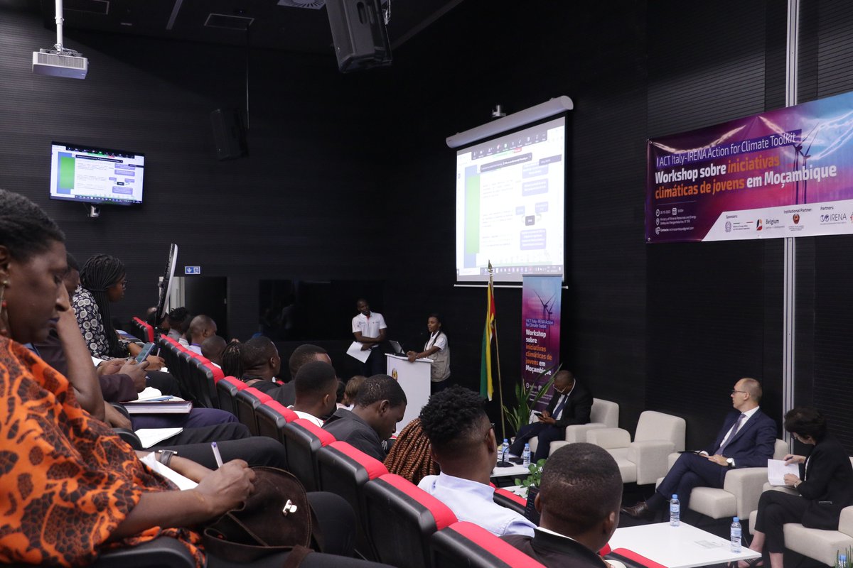 YcacMoz's tweet photo. Today we took part in the Workshop on Youth Climate Initiatives in Mozambique, an event that aims to highlight and support youth actions relating to the promotion of climate action. https://t.co/LcovNOkeVU