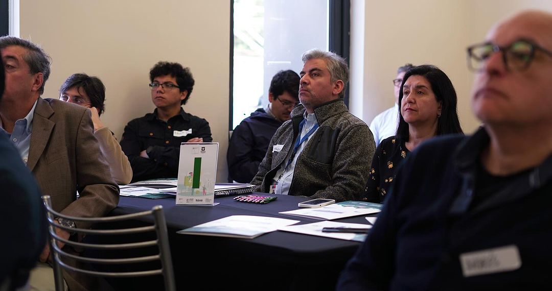 kipus_utalca's tweet photo. ¡Estamos felices! 😊 Esto es parte de lo que fue el primer Taller Regional en el marco del Plan Estratégico de Energía para nuestra región del Maule, donde recogimos todas las visiones de quienes participaron. #PEERMaule @UTalca https://t.co/CSqEozc8VA