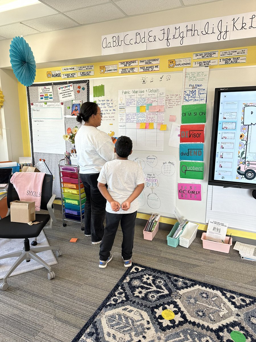 <a href="/CRECoyotes/">Canyon Ranch Elementary</a> have the best language supports! #cisdeslbil