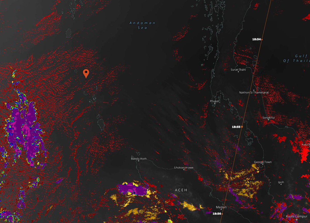 Cloud coverage @1855Z with #MH370 orb zap marker.

SUOMI sat measures cloud top temp. Red is the ground layer to 800m. (Fog/haze).

There were no cumulus clouds within 300 km at that time.

go.nasa.gov/3s4nmf5