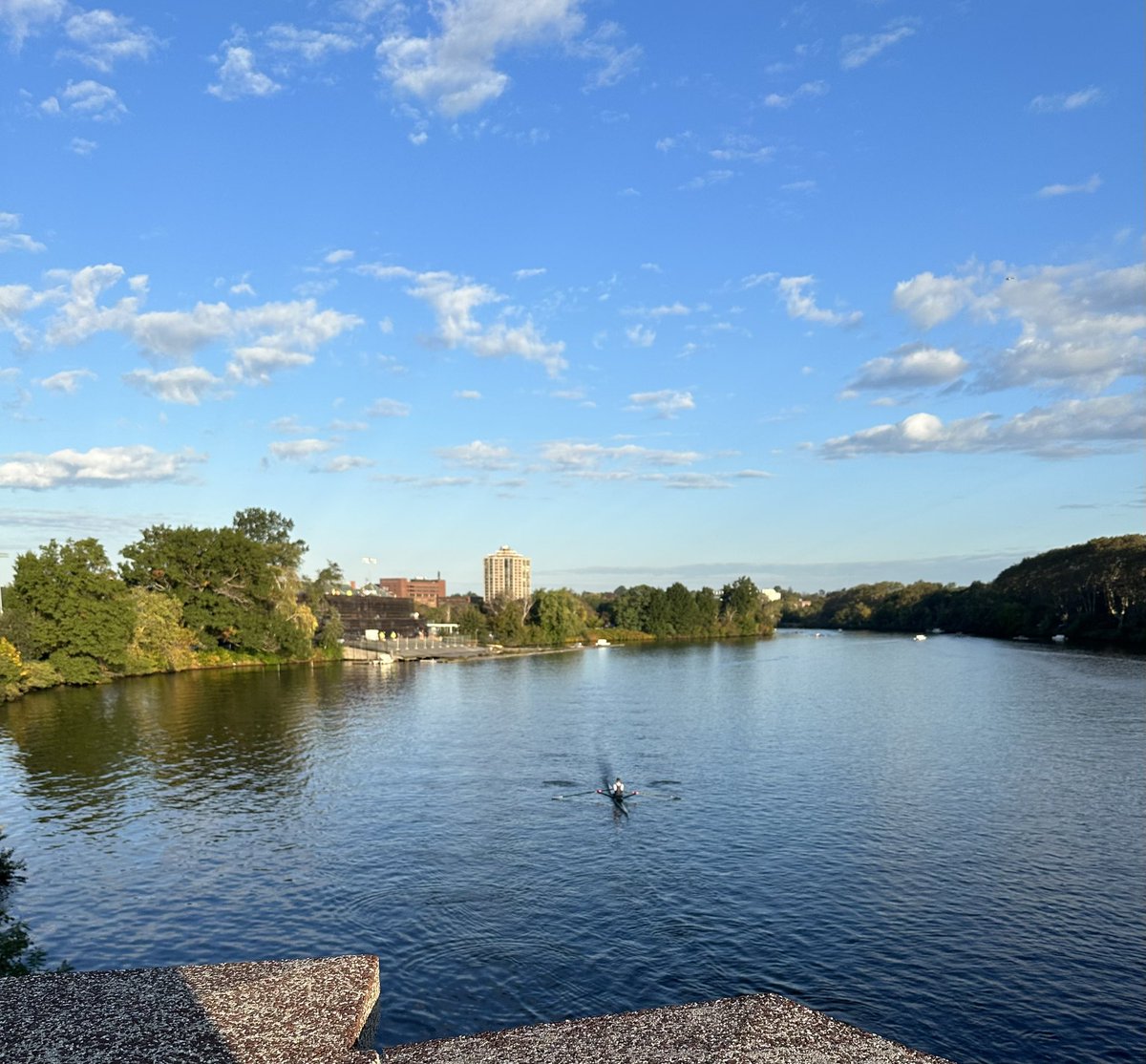 rajesh664's tweet photo. Some gurus call it Blue Sky thinking . A week starting 9 October at the Harvard campus in Cambridge with leaders across the @MahindraRise was just that- an opportunity to step back , reflect and revitalise. The blue skies says it all https://t.co/pKfzlcKpRn