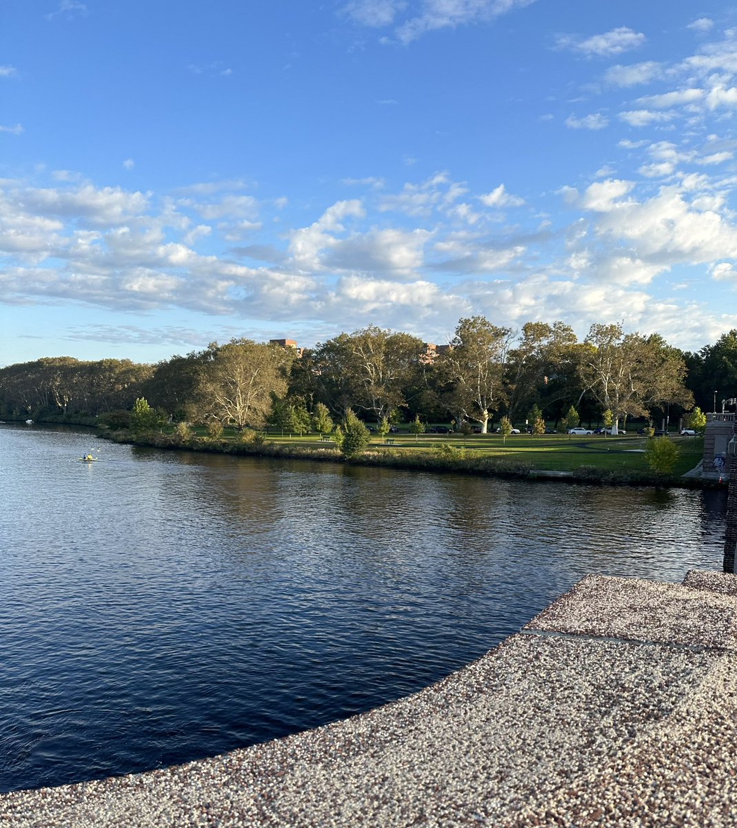 rajesh664's tweet photo. Some gurus call it Blue Sky thinking . A week starting 9 October at the Harvard campus in Cambridge with leaders across the @MahindraRise was just that- an opportunity to step back , reflect and revitalise. The blue skies says it all https://t.co/pKfzlcKpRn
