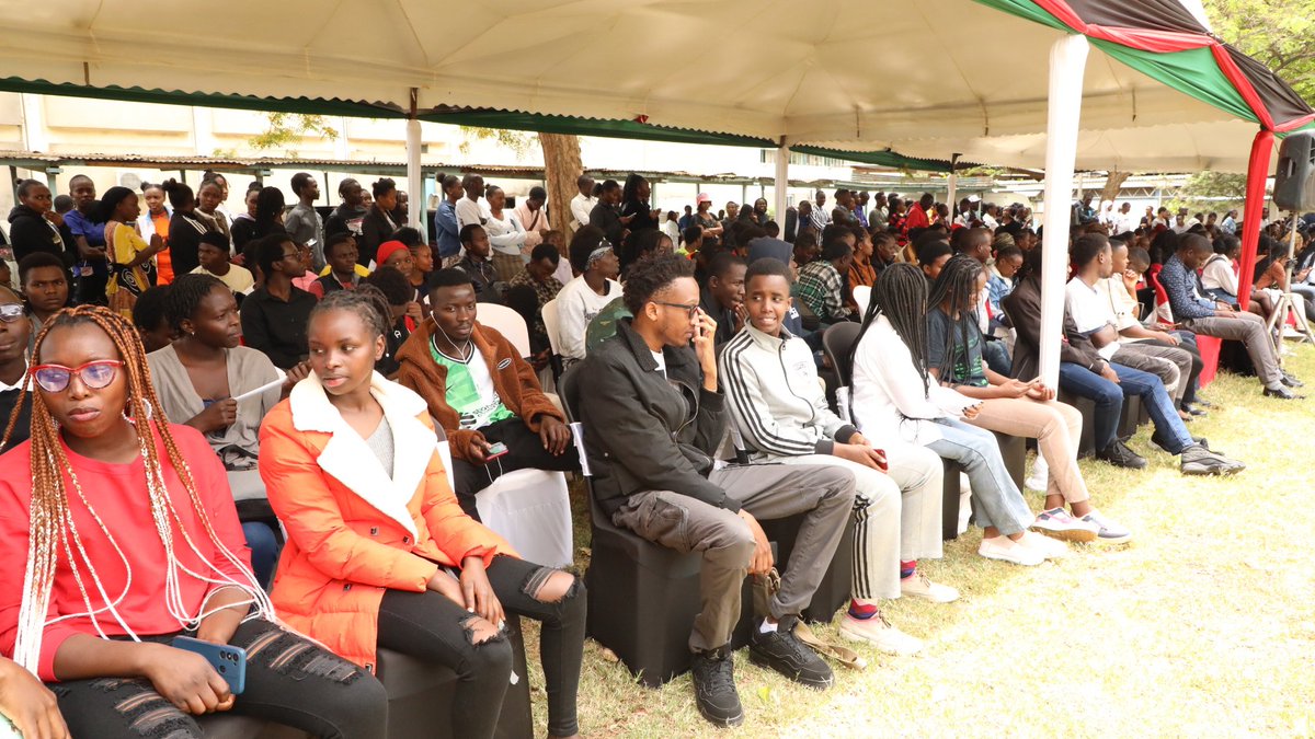 InfoKfcb's tweet photo. ...that the Board is rolling out across the country. 

The #Cafil Program seeks to empower creatives in arts and film content creation to create content that upholds Kenya's cultural values, while safeguarding children from exposure to inappropriate media content. @wamalwajl 
2/6 https://t.co/BQcjaebOwn