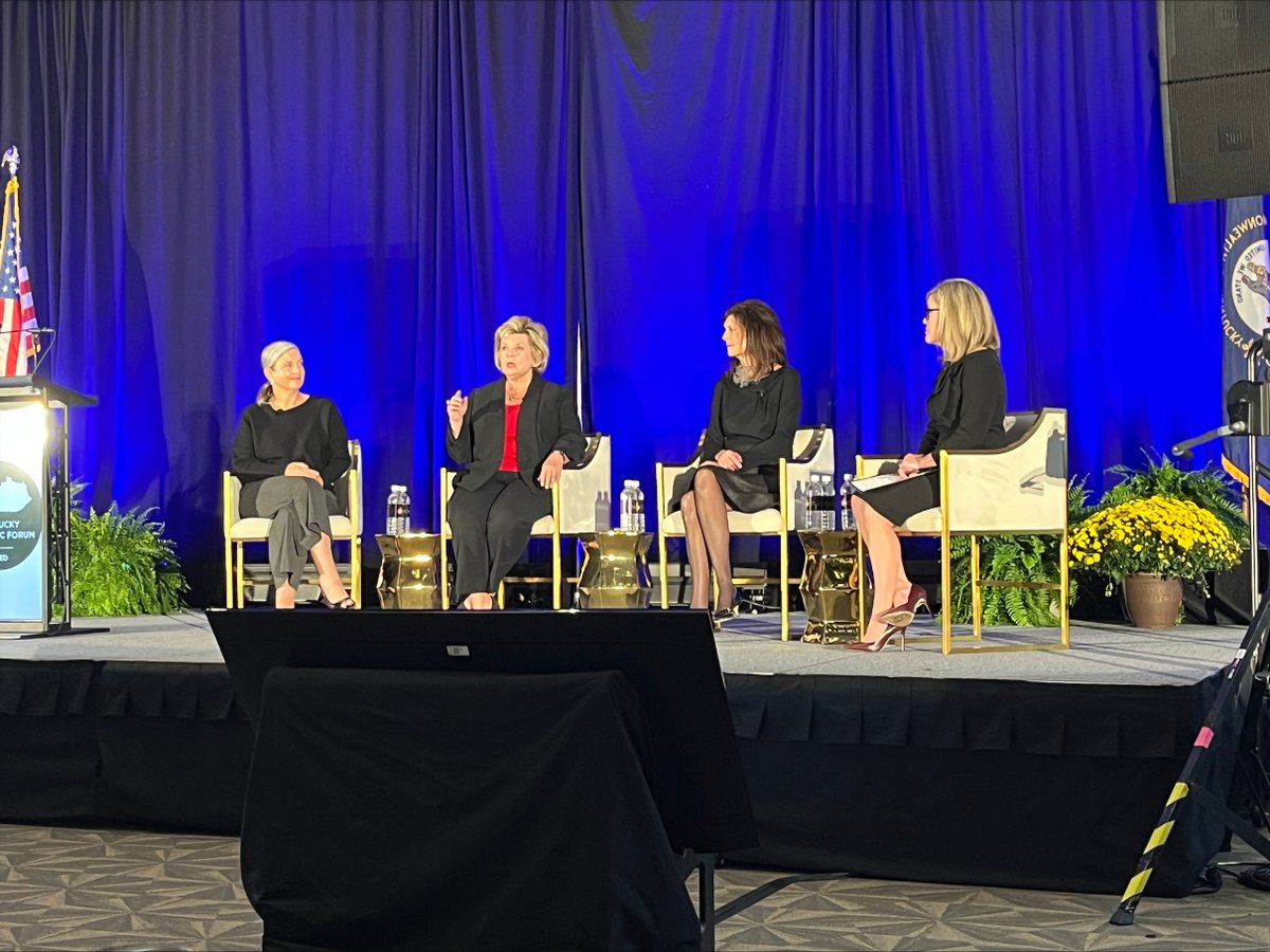 GrowCincyUSA's tweet photo. The magic that happens when individuals &amp; organizations join forces for a shared purpose was on display at the #KAED Economic Forum this morning. The panel "Collaboration Leads to Success in NKY" was led by @BE_NKY &amp; featured @DukeEnergy, @CVGairport &amp; Meet NKY. https://t.co/04xxgWWEaY