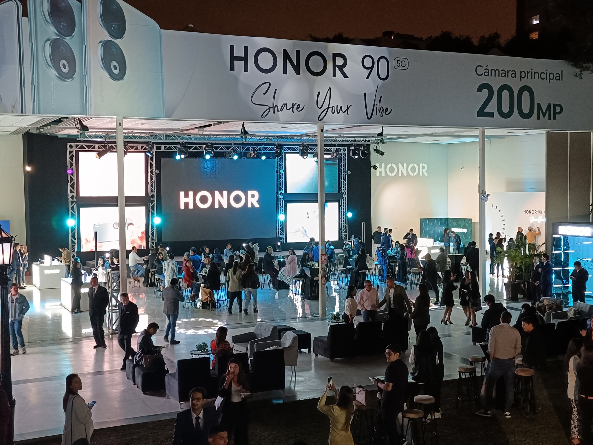 Honor lanza oficialmente su serie Honor 90 en Perú