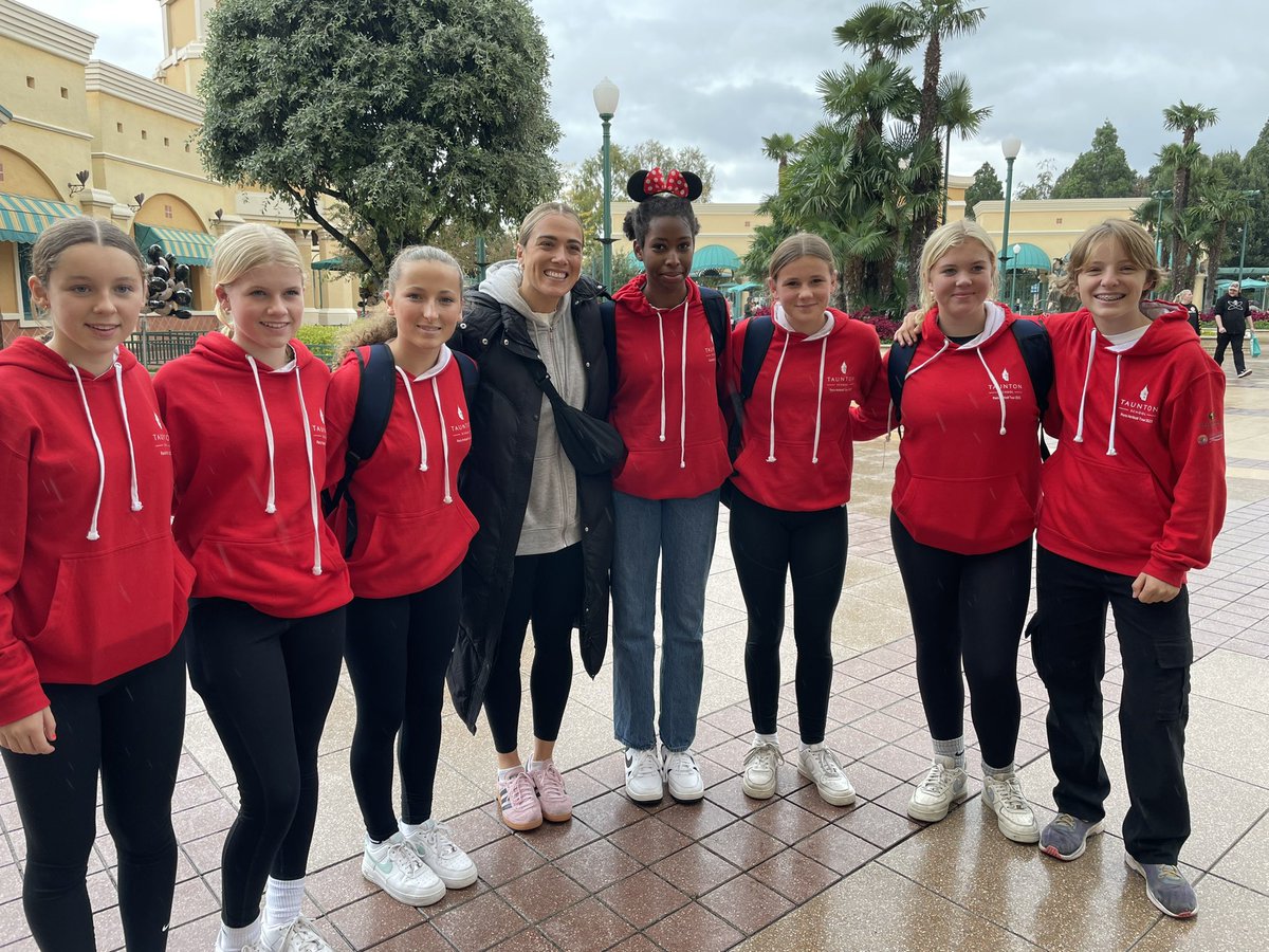 tauntonsports's tweet photo. Great for the netball girls to meet England and @LboroLightning netball star @Npanagarry whilst in Disney! #Mickeywaffle! #DisneyNetballOct23 https://t.co/vTtnQ2NrhI