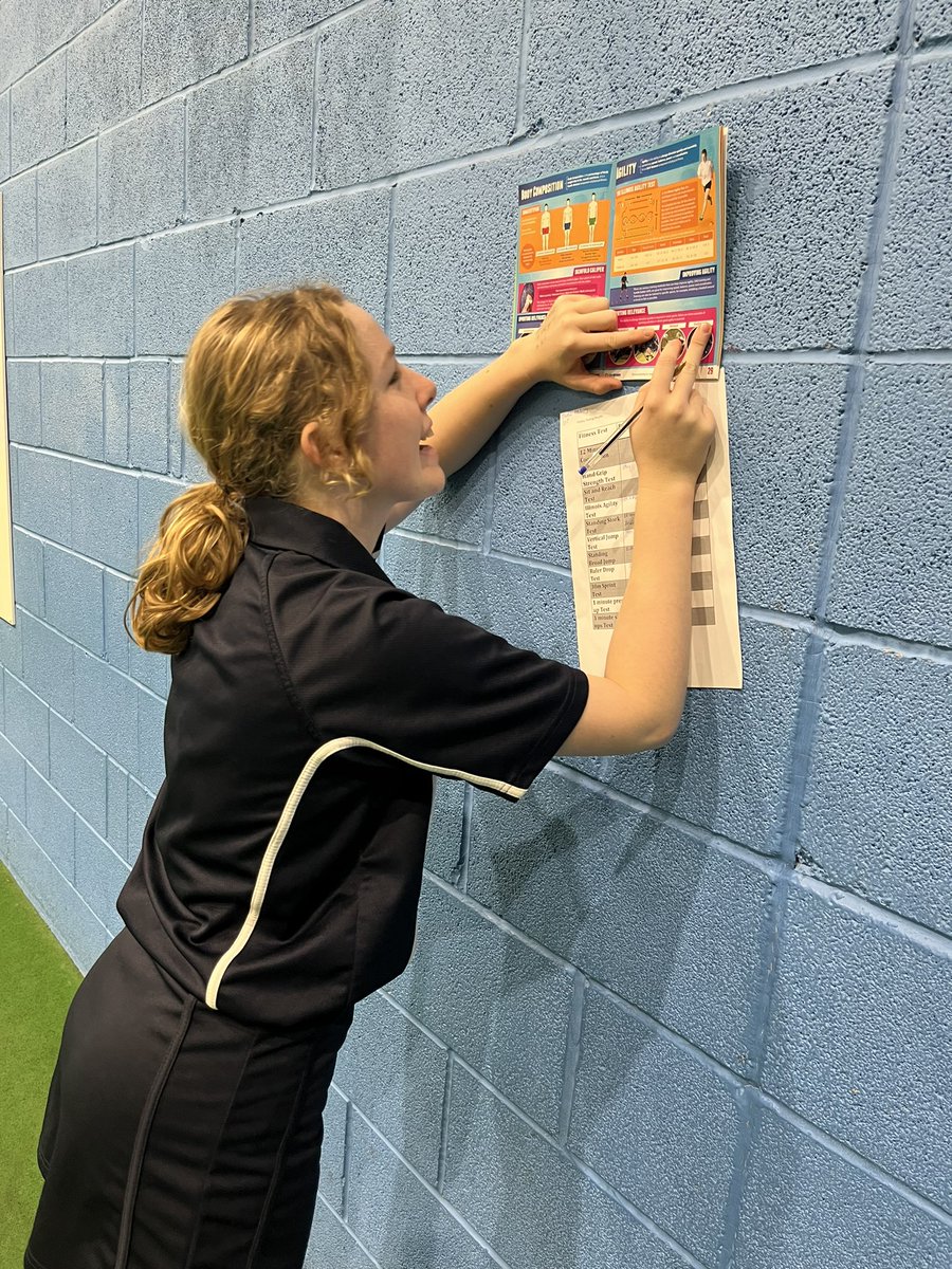SGSPEDept's tweet photo. #SGSYear10 GCSE PE students working hard in their fitness testing lesson today in preparation for their coursework. Well worked everyone! ✨ #SGSPE #SGSDifference https://t.co/YKxsm96qLv
