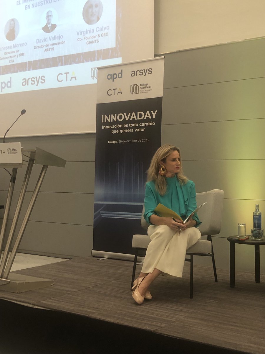 juancarcubeiro's tweet photo. Vanessa Moreno, Directora de Comunicación y RR II del @CTA. #innovaday @APDasociacion #Málaga https://t.co/cLx6Celf3a