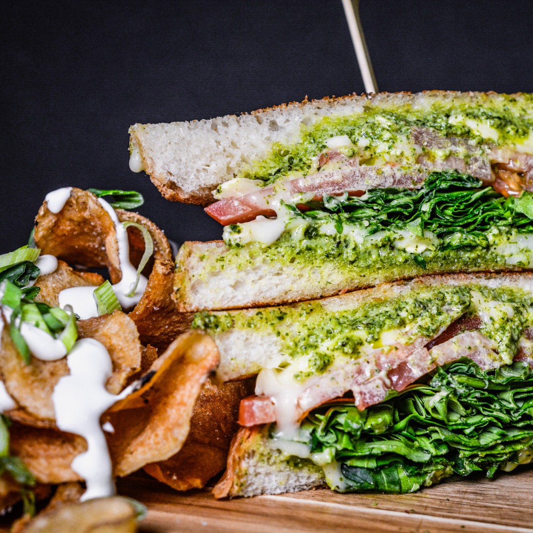 The 'April in Paris': So veggie-tastic, it'll have meat lovers saying, "I'll have what they're having... plus bacon!" 🥓🥪😂