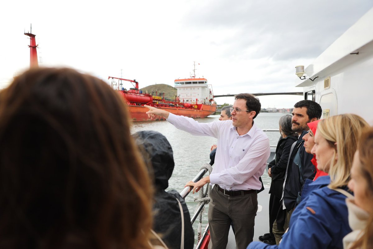 iurc_lac's tweet photo. 🌆 IURC's Bilbao event showcased post-industrial urban regeneration best practices. From workshops to city tours, we explored Bilbao's transformation and shared knowledge amongst international delegates. 
You can find out more about the event here: https://t.co/OIun3NIpwQ https://t.co/VavMuXfKFS