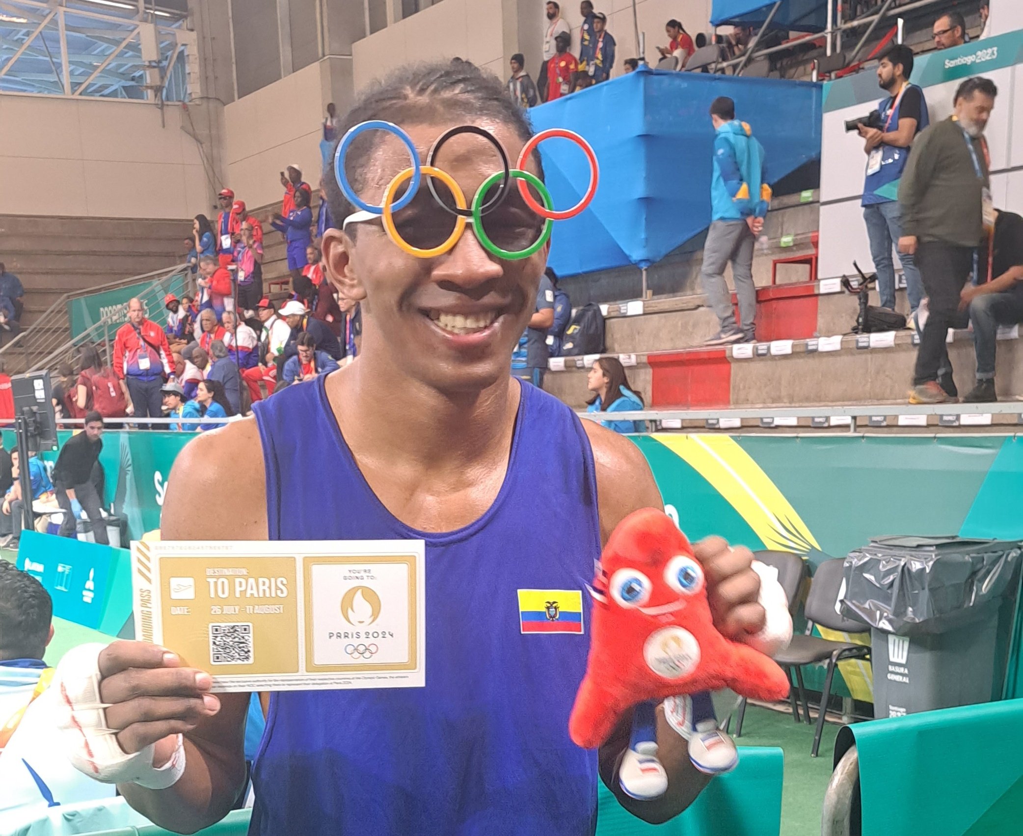 F9YZ-WsWMAAZ29_?format=jpg&name=4096x409