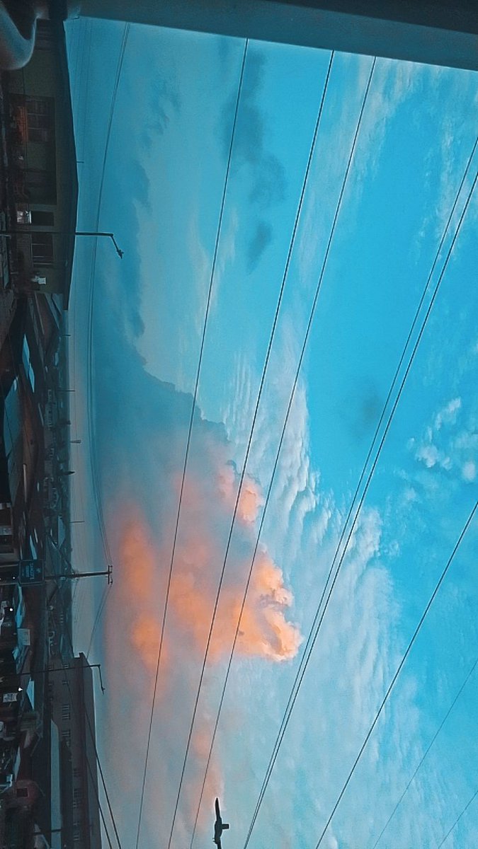 victorhorlly001's tweet photo. What your view for today.
#thursdayview
#newheavens
#seeingmars https://t.co/KT4qw2RSeX