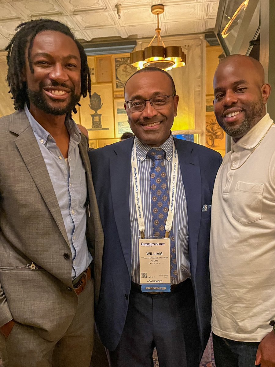 Dr. McDade’s legacy lives on through his former residents! Great meeting up with @sickledoc and Julius Hamilton, M.D. at the @ASALifeline annual meeting! #ANES23