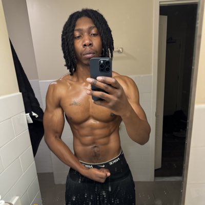 stef_stacks's tweet photo. #NewProfilePic https://t.co/qxxOQfU9mF