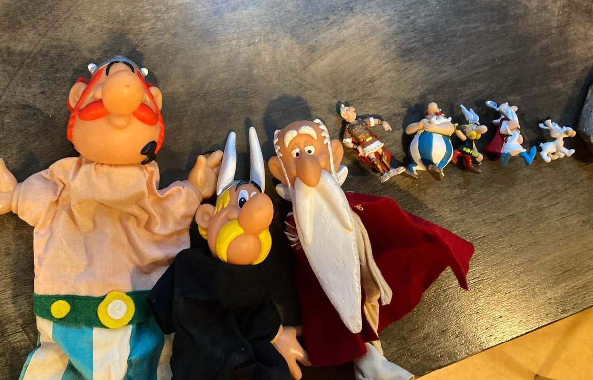 Draoidh_Almere's tweet photo. Fijn dat Greta Thunberg model staat voor de nieuwste #Asterix. En tijd om mijn hand speel poppen weer in te zetten voor mijn kantelworkshops https://t.co/KXpi0VXzrh