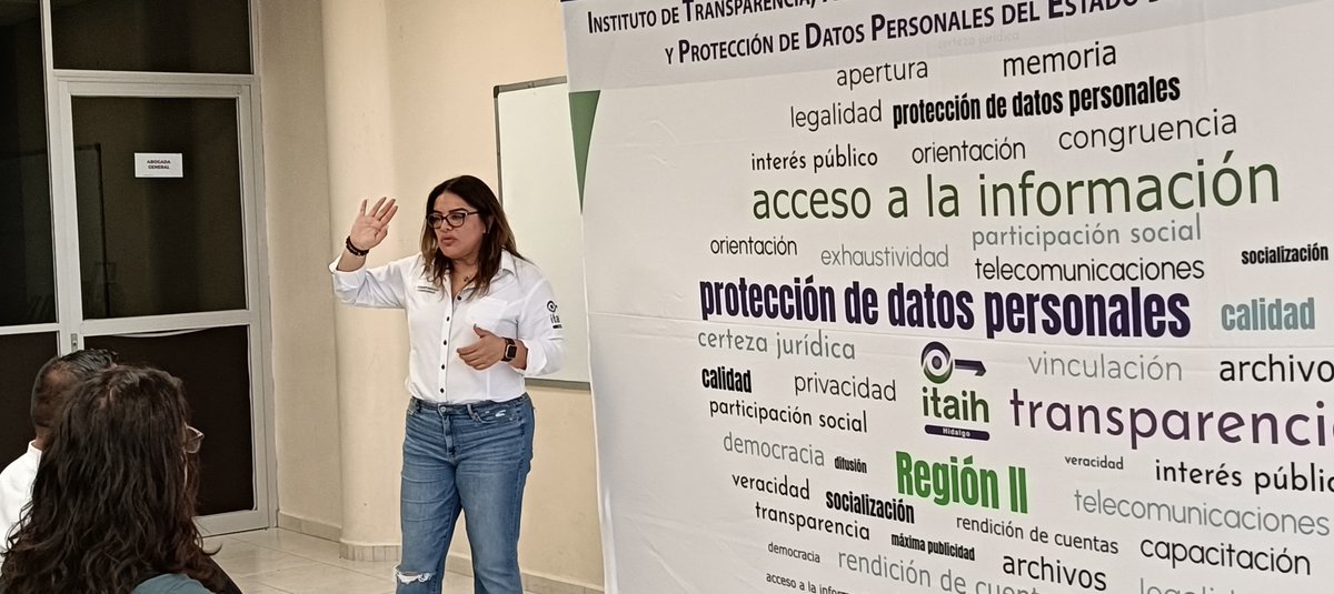 itaih_hidalgo's tweet photo. En Tulancingo se llevó a cabo la 5a reunión de Titulares de Unidades de Transparencia de la Región II encabezada por el Comisionado @LAngelHRios en la cual la Comisionada @LizMonribot y los Comisionados @Sigifredorm7 y @Raul_Kennedy compartieron (1) https://t.co/KawHp2DKgo
