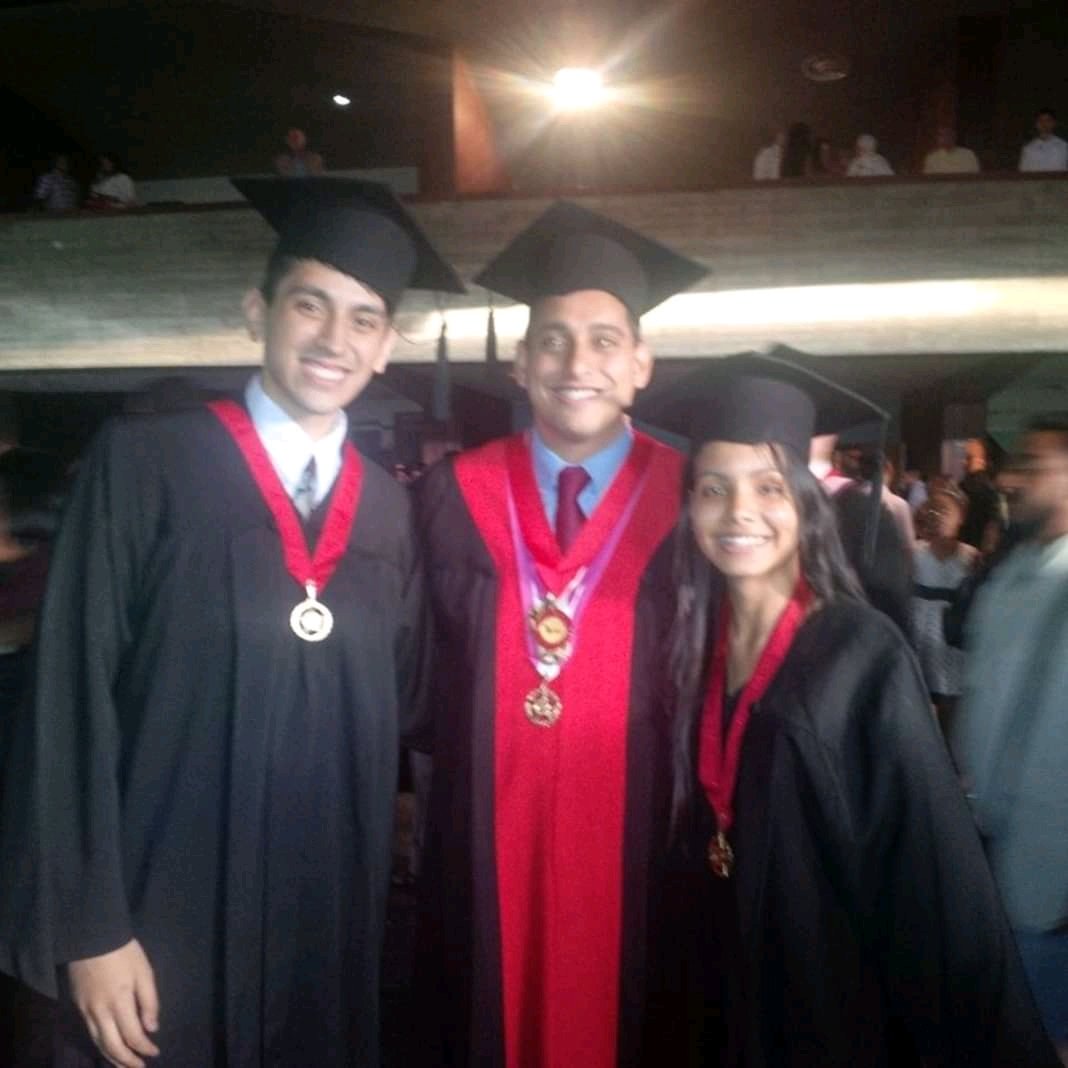 Carlos E. Weffe (@cweffe) on Twitter photo 🇻🇪 Quienes me conocen saben lo que significa para mí el privilegio de hacer carrera docente en la principal Universidad de mi país, la <a href="/UCVzla_/">#UCV Medio Informativo.</a>. Es, probablemente, el logro profesional del que me siento más orgulloso. + 🇻🇪 Quienes me conocen saben lo que significa para mí el privilegio de hacer carrera docente en la principal Universidad de mi país, la <a href="/UCVzla_/">#UCV Medio Informativo.</a>. Es, probablemente, el logro profesional del que me siento más orgulloso. +