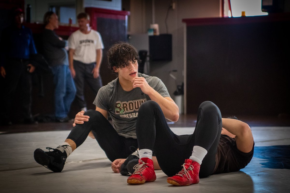 Brown Wrestling tweet media