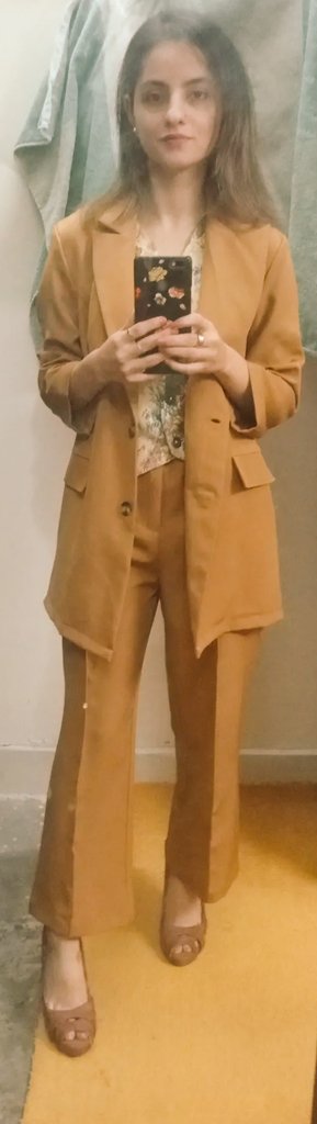 SanaRauf000's tweet photo. Alhumdulillah done with Final Defence 🙌🏻. Sleepless nights, anxiety, tension and what not but in the end it was all worth it ❣️.
#FinalDefence
#MS2023
#MSMassCommunication
#ThursdayMotivation
#thursdayvibes
#NUST
^-^... https://t.co/mCo0AAxJgH