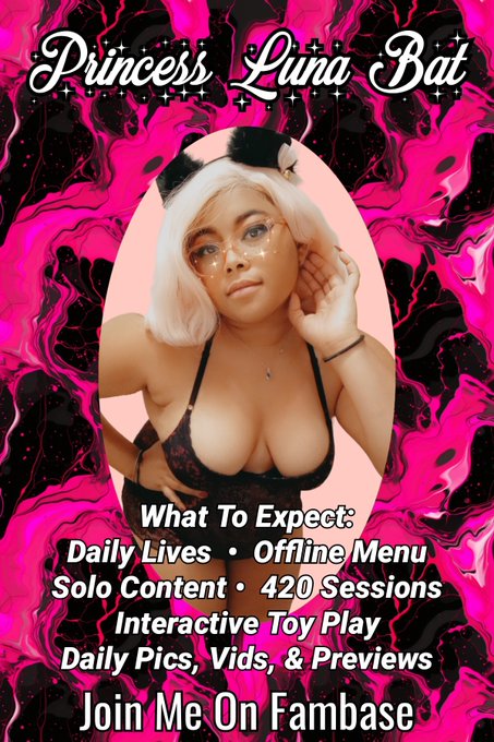 💗 Join me on Fambase for my exclusive content and live streaming sessions! 💕 🔗 Link in the comments below