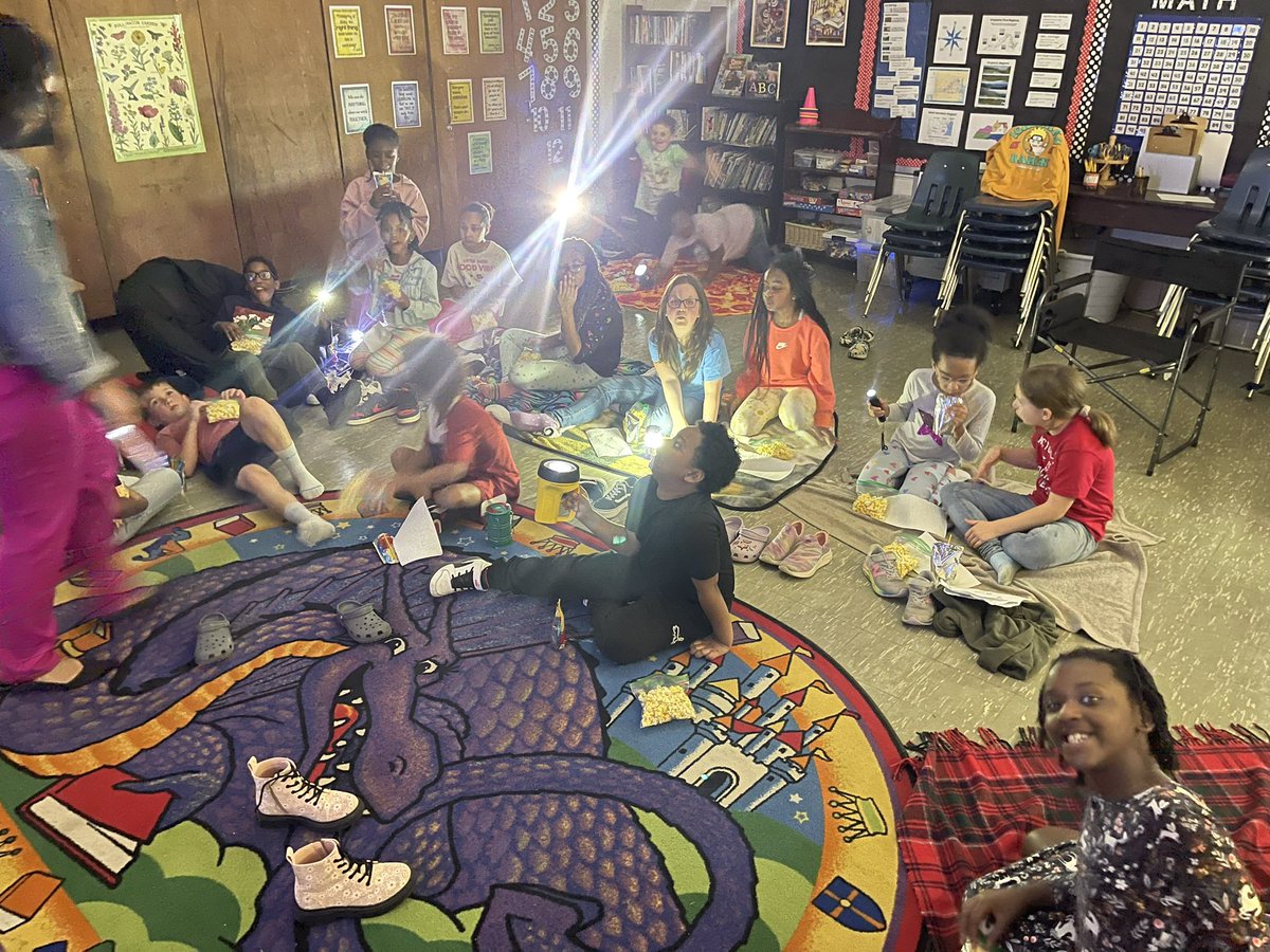 EL_Williams4's tweet photo. After writing our own stories, what better way to share than around the camp fire with popcorn!? So proud of our fourth graders! @RoyalTeacher16 @OpelS11 @HamptonCSchools https://t.co/gLQHPl00ye