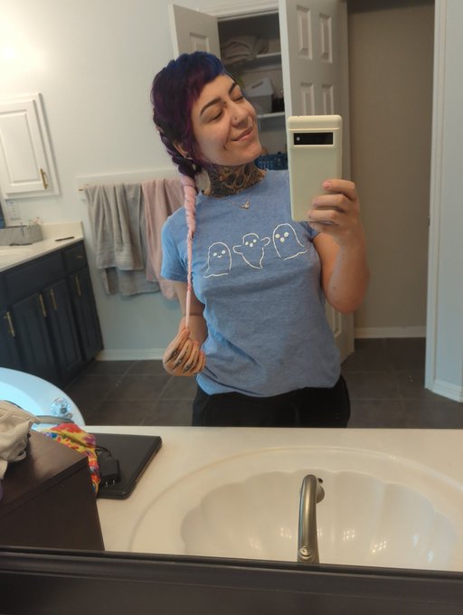 Don't be shy you can tug them lightly 😉 https://t.co/q32EQOO53p<a href="/tag/anamal888"class="tags"><span>#anamal888</span></a>