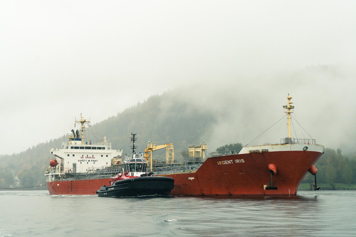 FNNGAlliance's tweet photo. MT @Seaspan: The HaiSea Wamis (co-owned by @Haisla_Nation) has done its first job in Vancouver Harbour, marking the first time an oil-tanker has been escorted by an all-electric tug: https://t.co/hUrbhb5TZ2
More photos at https://t.co/sZghhNBg65 https://t.co/QGWX5bq3nc