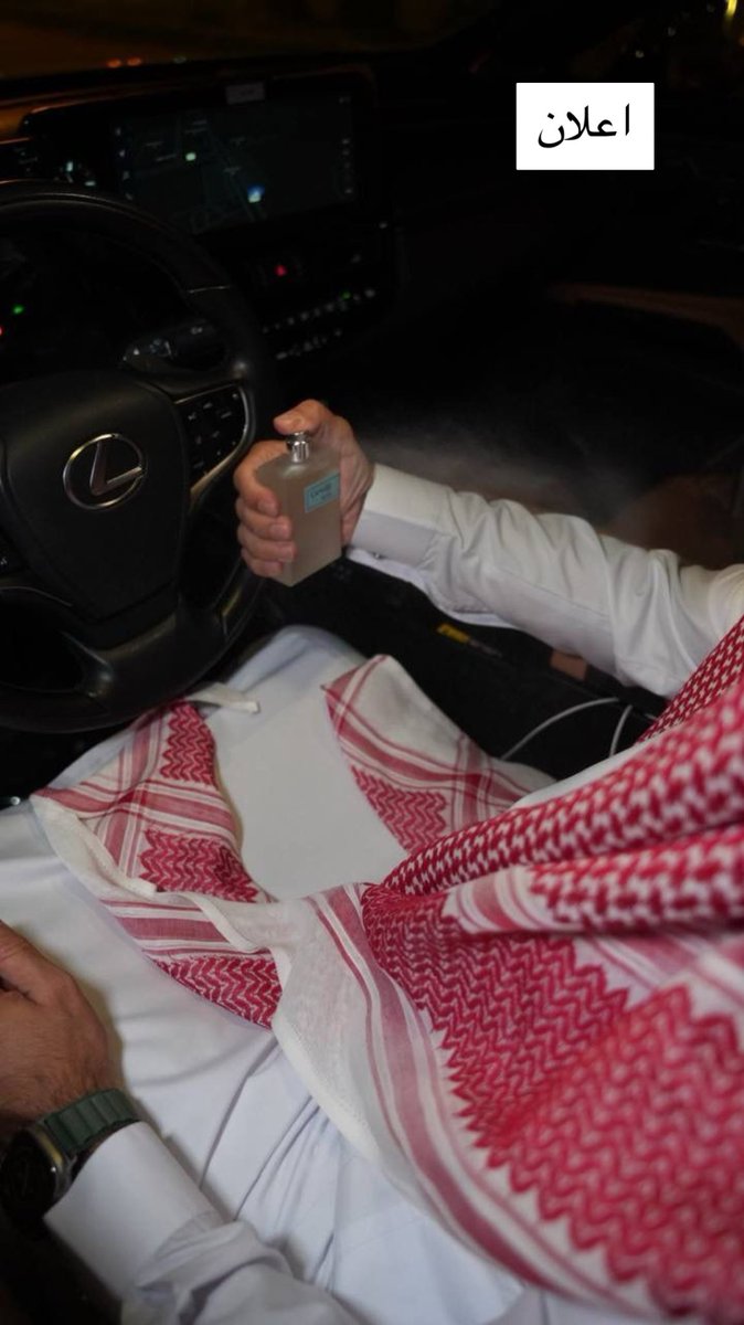 من واقع تجربة اذا تبي لك عطر قوي ثبات فوحان وتنسال عنه تتوقعون سعره 1000 ريال ! وهو سعره ب ٩٩﷼