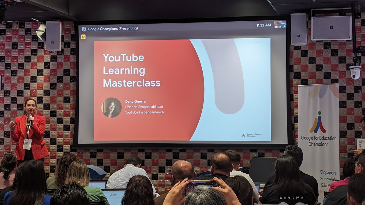 laucm19's tweet photo. Qué emoción volver a aprender de @dguerraelizondo 👏🏻👏🏻👏🏻 
#GoogleChampions https://t.co/AcyfNmWJfT