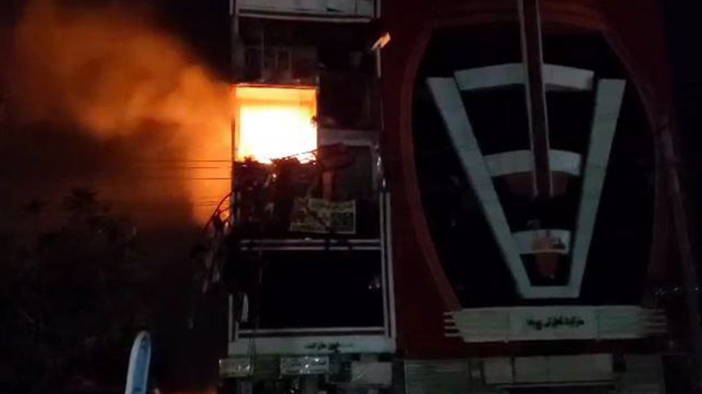 آمار ابتدایی تلفات انفجار در غرب کابل؛ دو کشته و نُه زخمی به دو شفاخانه منتقل شده‌اند

بر اساس اطلاعات منتشر شده از سوی دو شفاخانه‌ی خصوصی در غرب کابل، دست‌کم دو کشته و نُه زخمی از انفجار شام امروز در «کلپ بوکس ملت» به این شفاخانه‌ها منتقل شده‌اند.
جزئیات بیشتر: