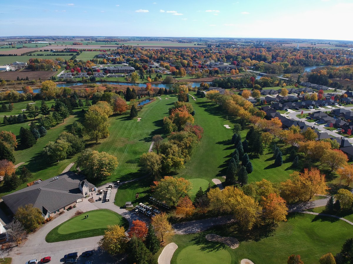 MitchellGCC's tweet photo. Fall Views 😍🍂⛅️ 

PC 📷: Paul VanGerwen https://t.co/JhKSqOhquu