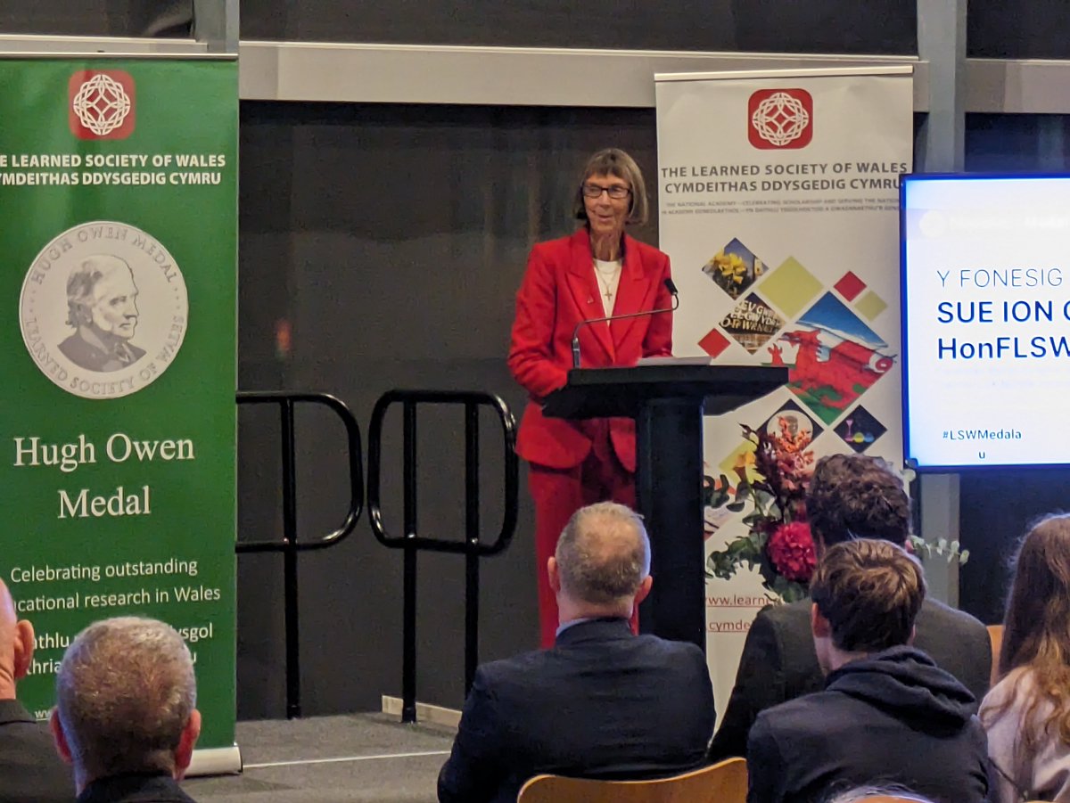 Professor Dame Sue Ion, one of the UK’s foremost voices on the nuclear industry and an Honorary Fellows of the LSW, is guest speaker at our medal ceremony tonight. #LSWMedalau