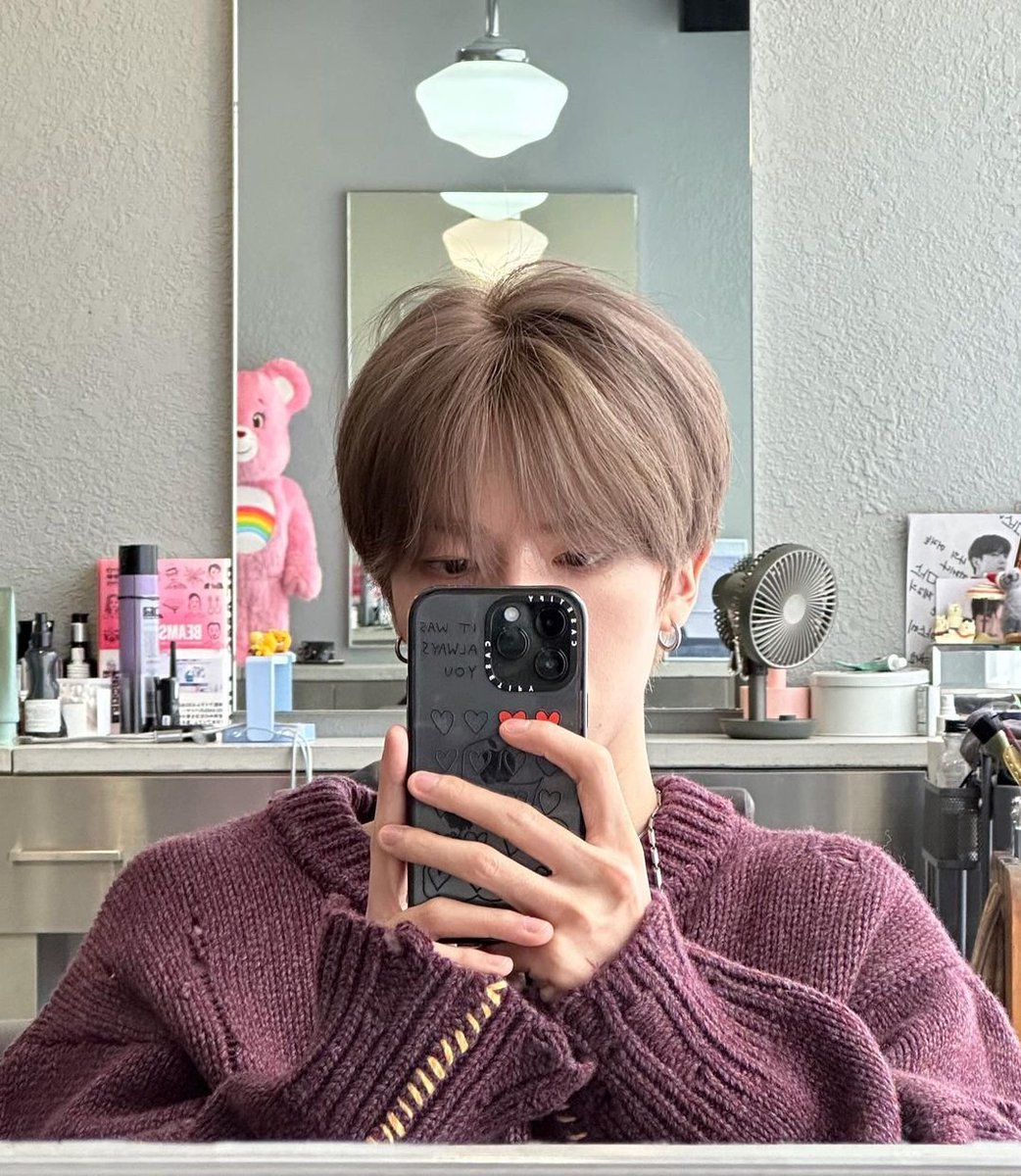 mydreamsun's tweet photo. Junghoon these days is occupying my mind practically 24/7. And I can do nothing with it, except for obediently following my heart 🫣😍

#OMEGA_X #오메가엑스
#정훈 #JUNGHOON https://t.co/KAEUKTRM0d