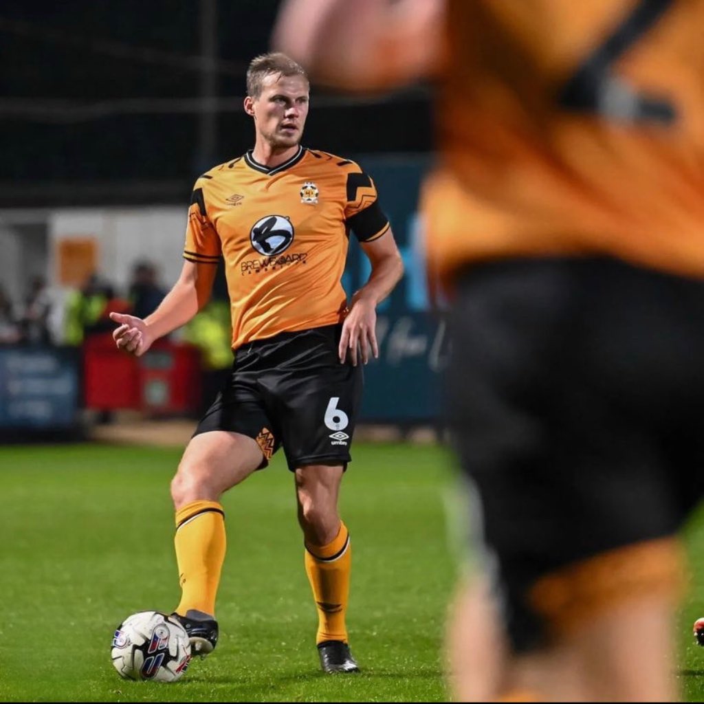 LizzieabcdefG's tweet photo. Daddy at the Back 💛🖤

#CamUTD #YouShallNotPass #Rennett https://t.co/IhvgDGm7lp
