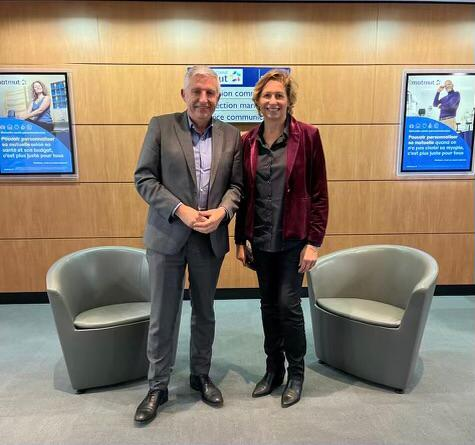 ⚕️RV avec le Directeur Général <a href="/shasselot/">HASSELOT</a> de  #Ociane <a href="/Matmut/">Matmut</a> au siège 🇫🇷 de #Bordeaux, pour échanger sur les enjeux de #santé et de #prevention. Une entreprise du Top 17 de <a href="/NvelleAquitaine/">Nouvelle-Aquitaine</a> avec 500 millions de CA et 900.000 clients. Une mutuelle performante à croissance forte.