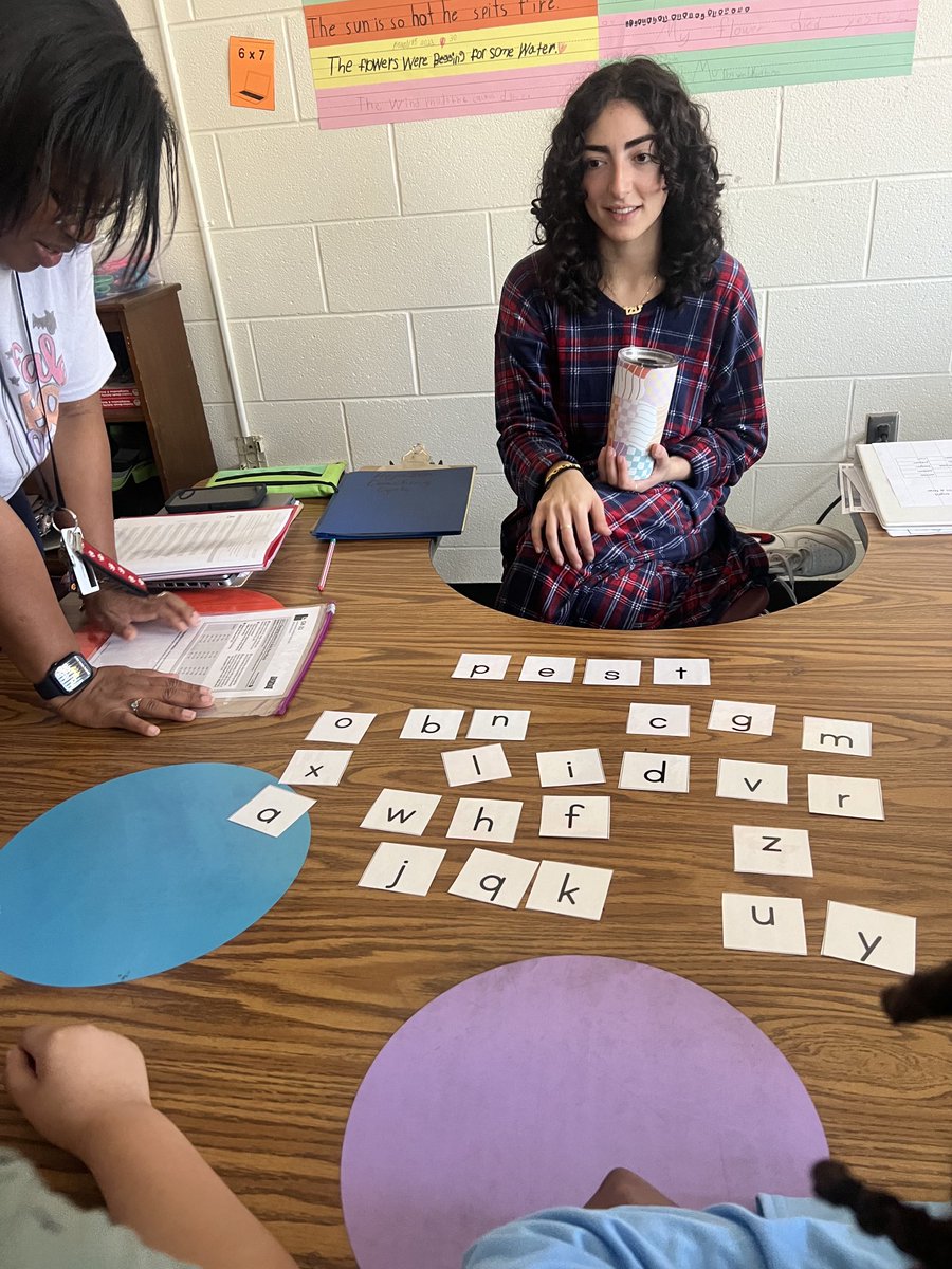 Anjulena Johnson tweet media