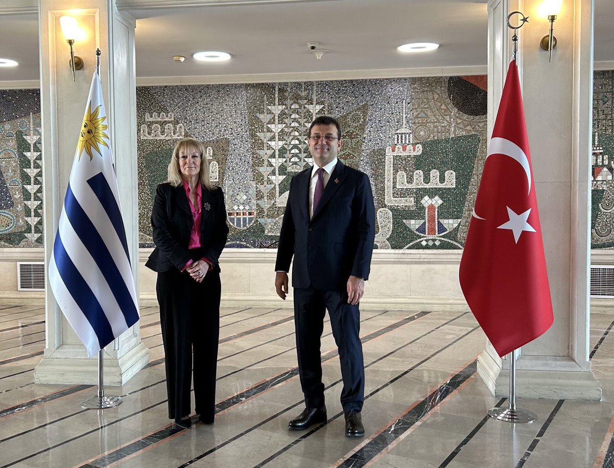 CosseCarolina's tweet photo. Gracias Ekrem İmamoğlu (@imamoglu_int), Alcalde de Estambul, por la cálida recepción.
En estos días finaliza mi presidencia de @uclg_org y ha sido un verdadero honor representar una organización integrada por más de 250.000 gobiernos locales de todo el mundo https://t.co/CIvfkCI0qz