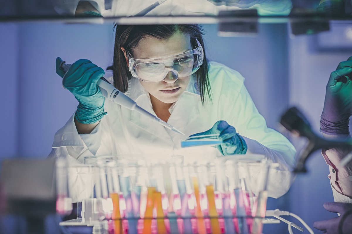 Key #biotech leaders have come together with @SyneosHealth to share thoughts on the uncharted journey the #ClinicalTrial industry is taking through cell and gene therapy research. Read the recent survey results on the six biggest challenges: bit.ly/3tMSobR
